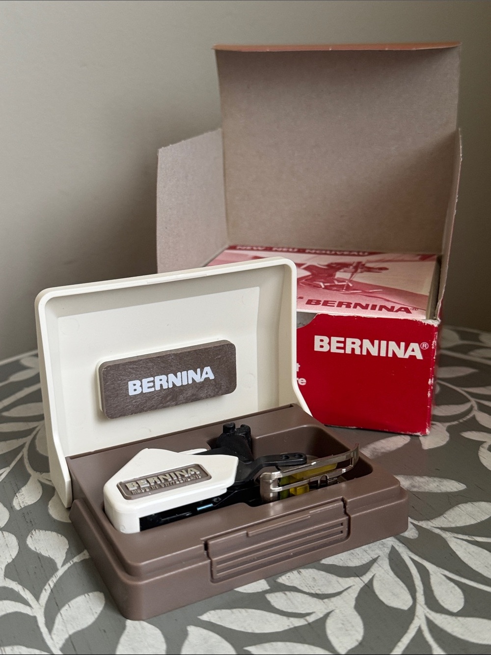 Bernina Sewing Machine Walking Foot Older Style No.334184040 Made in Switzerland
